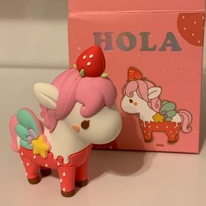 Treein art hola unicorn chaser blind box chaser